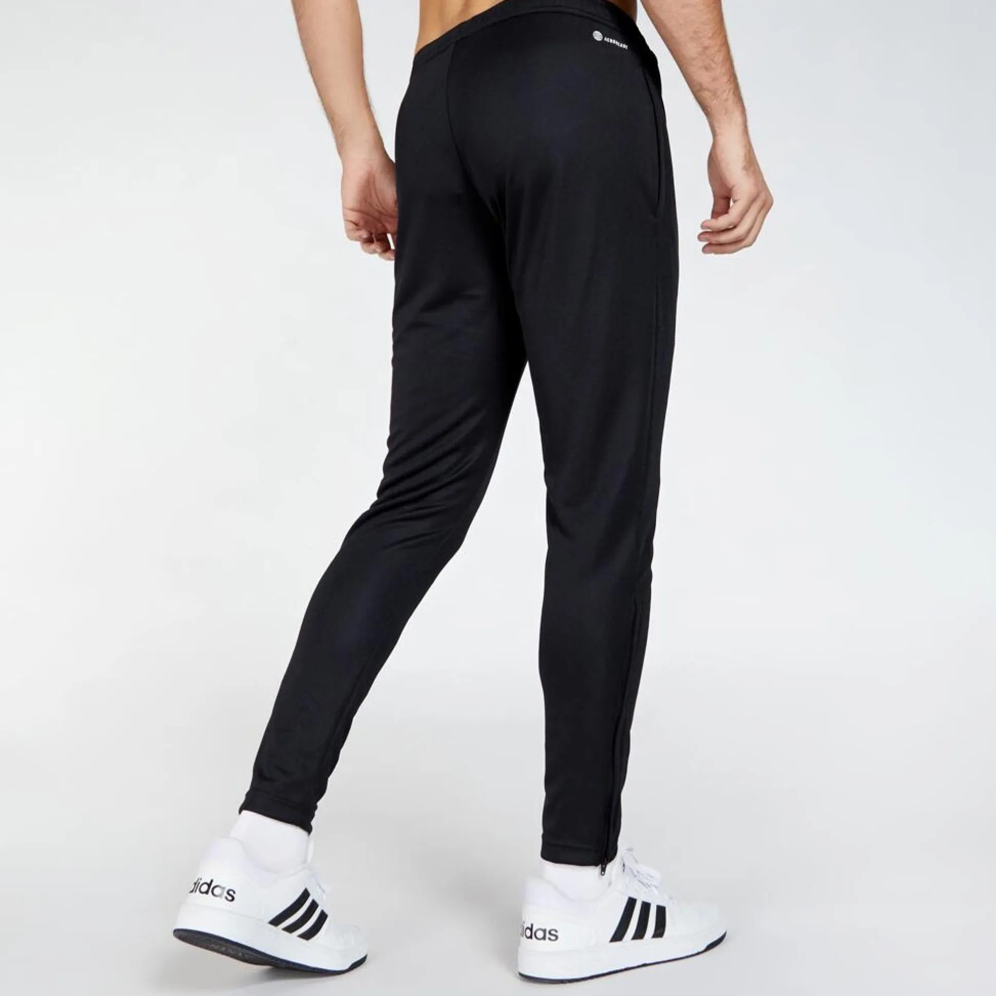 adidas Ent22