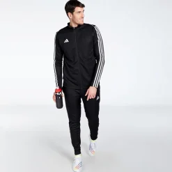 adidas Tiro 23
