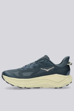 Hoka Challenger 8