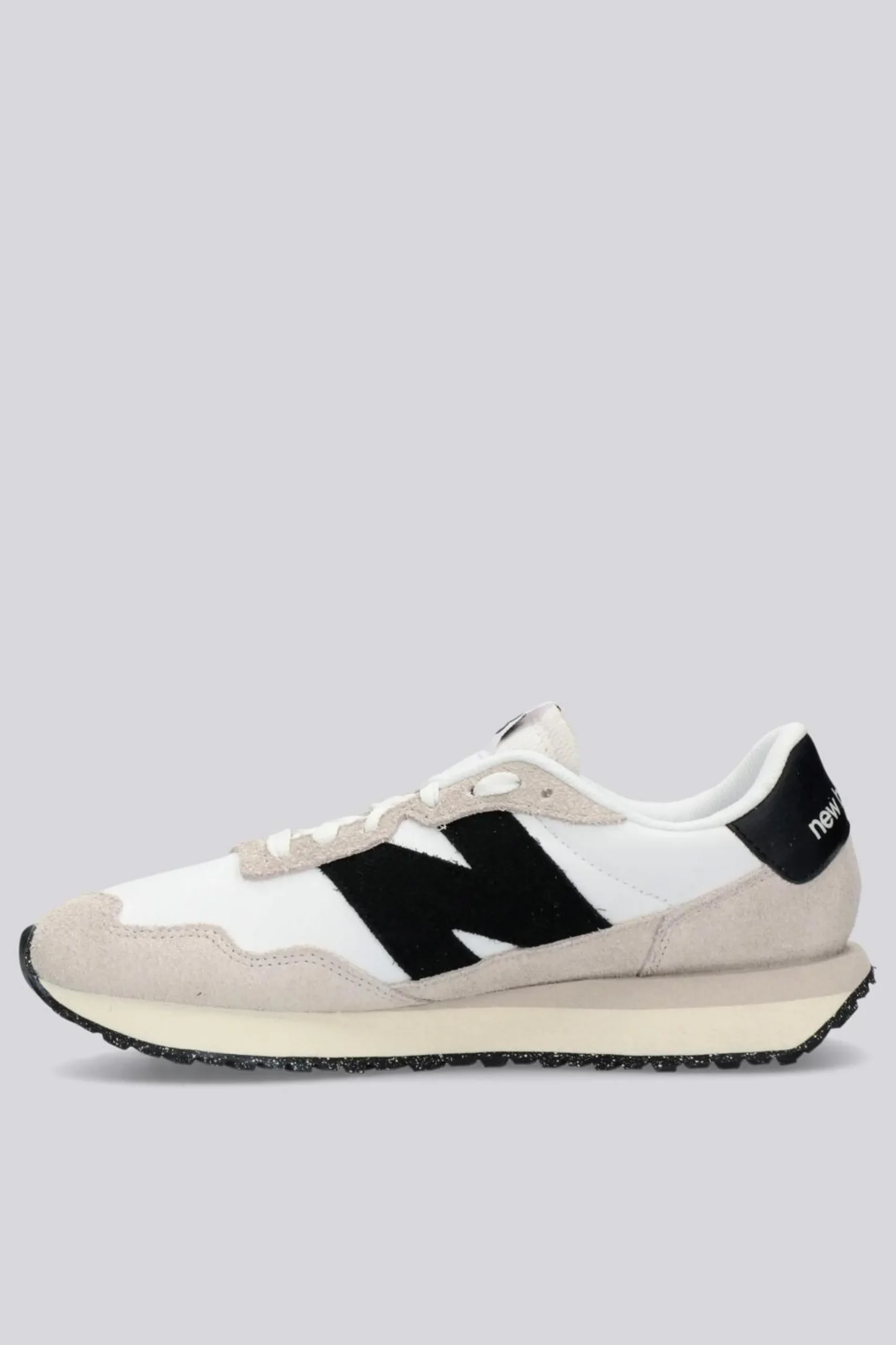 New Balance 237
