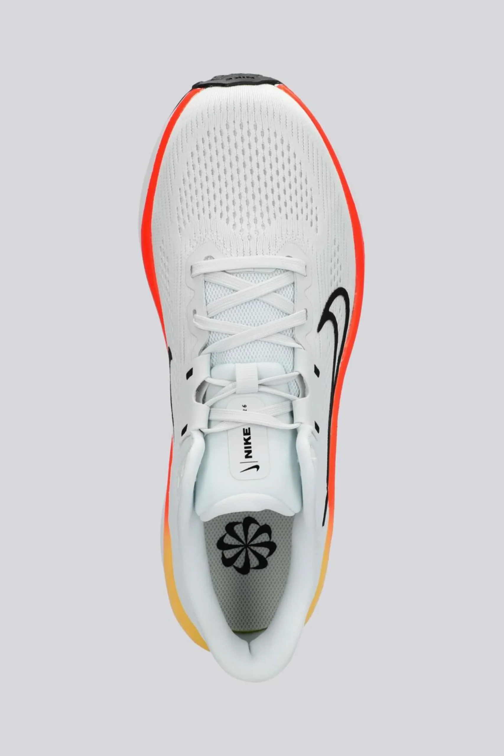 Nike Quest 6