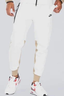 Nike Tech Fleece