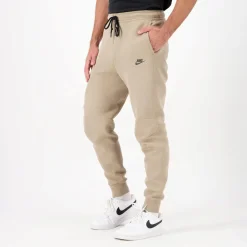 Nike Tech Fleece