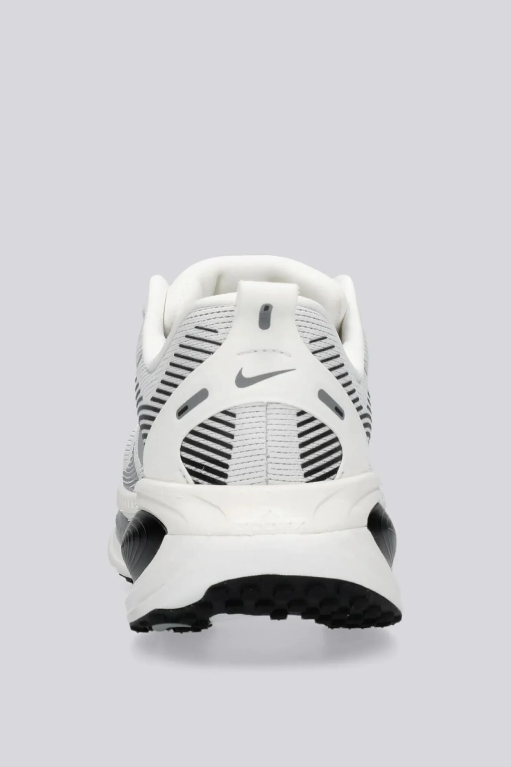 Nike Vomero 18
