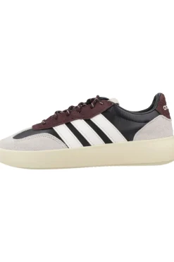Sapatilha adidas Barreda Decode Lux