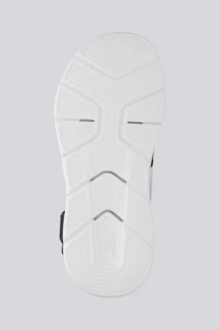 Skechers Tributary