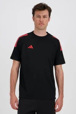 T-shirt adidas